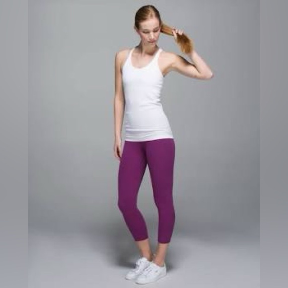 NWT Lululemon Wunder Under Crop II
Heathered Regal Purple